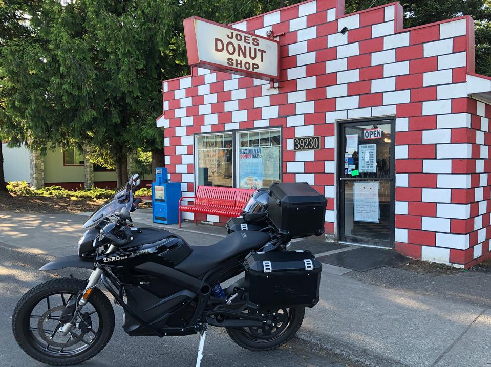 Illustration of Electric Dual Sport