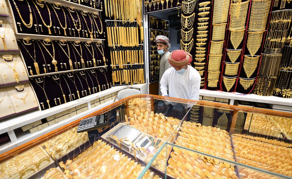 UAE-HEALTH-VIRUS-GOLD-TOURISM