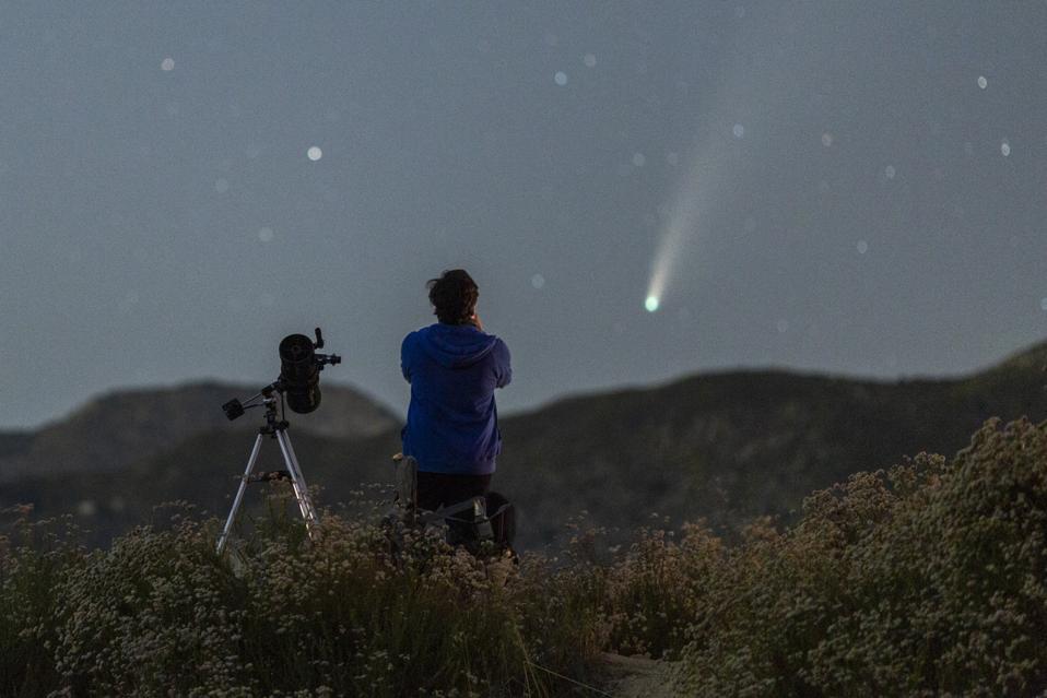 Act Now For Your Best And Last Chance To See Comet NEOWISE This Weekend.  Here's When, Where And How