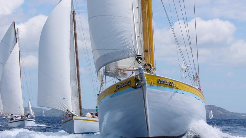 Sailing-Stream.fr ⚓ Rencontrez l'homme qui fait vivre la voile traditionnelle des Caraïbes à la Grenade ⚓ Voile avisée