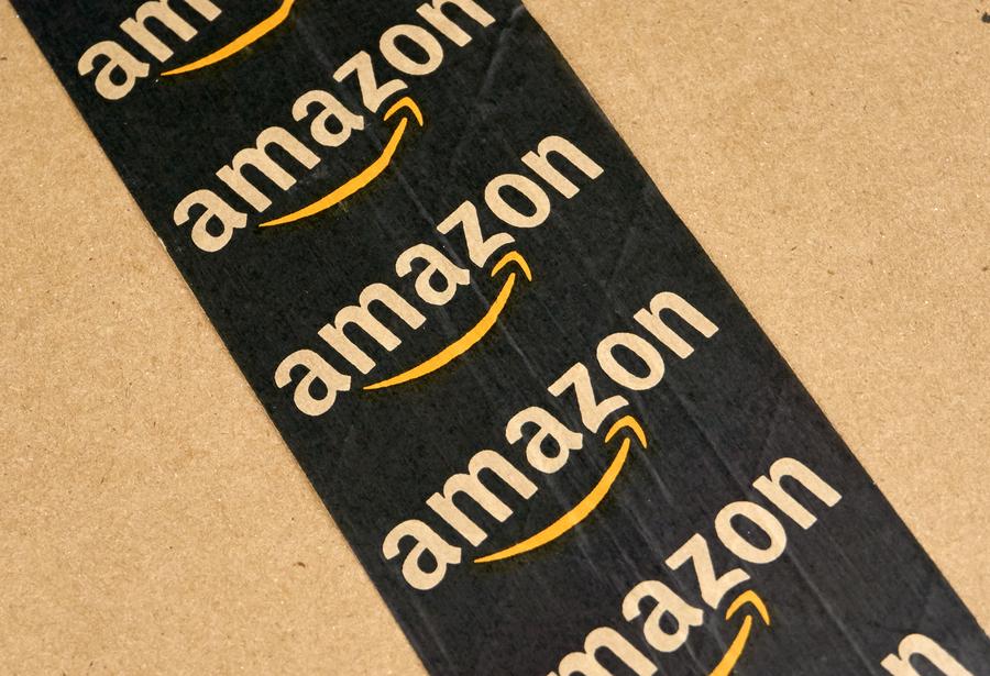 This Week In Credit Card News: This Card Earns 20% Off At Amazon; Card Debt Keeps Falling - Vimarsana News