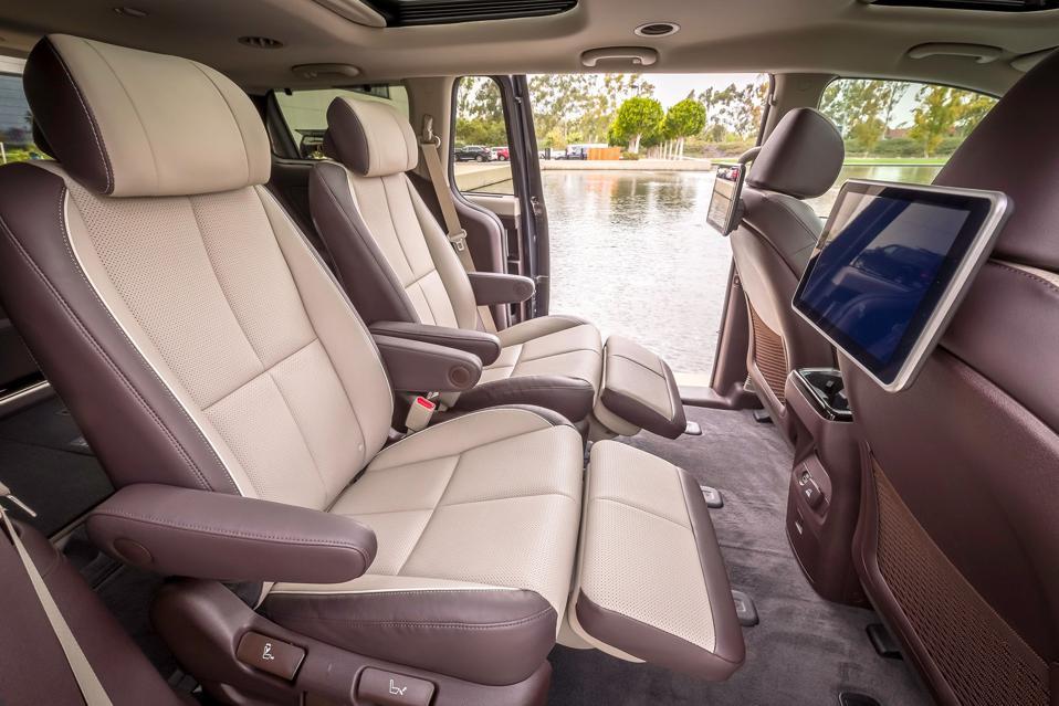 Five Minivans You Shouldnt Be Embarassed To Drive Five Minivans You Shouldnt Be Embarassed To Drive