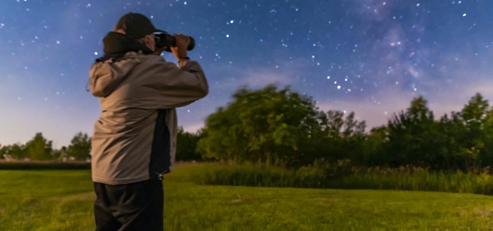 The binoculars should take a peek at Comet NEOWISE this weekend. (Photo: Alan Dyer / VWPics / Universal Images Group via Getty Images)