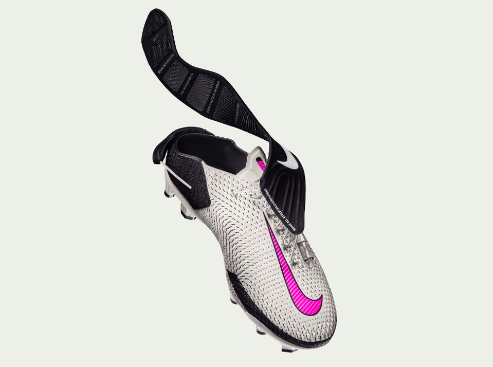 Nike FlyEase Phantom GT Soccer