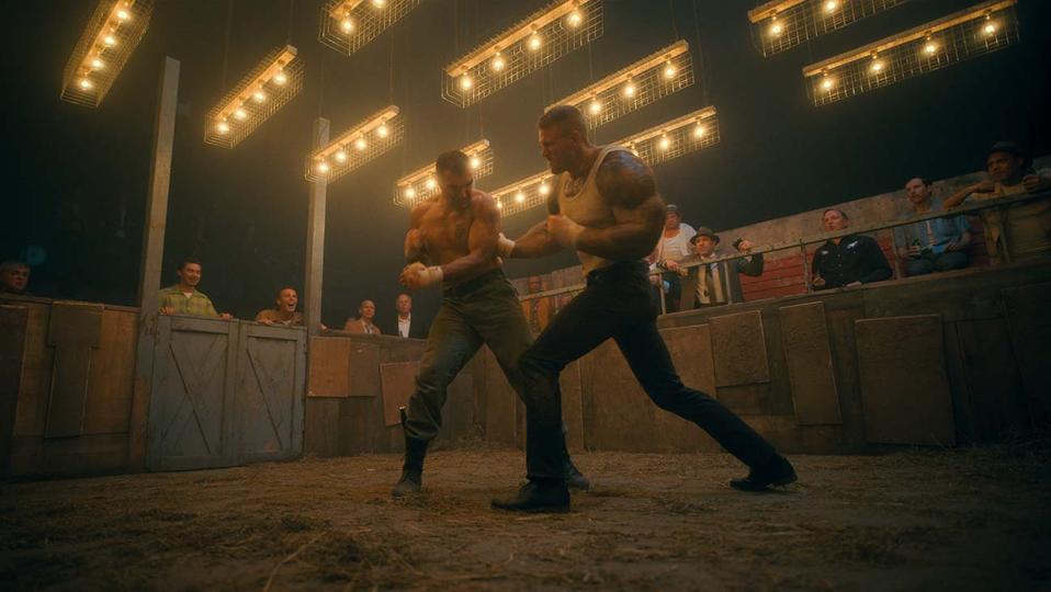 Netflix S The Umbrella Academy Season 2 Time Travel Makes No Sense But It S Good Anyway