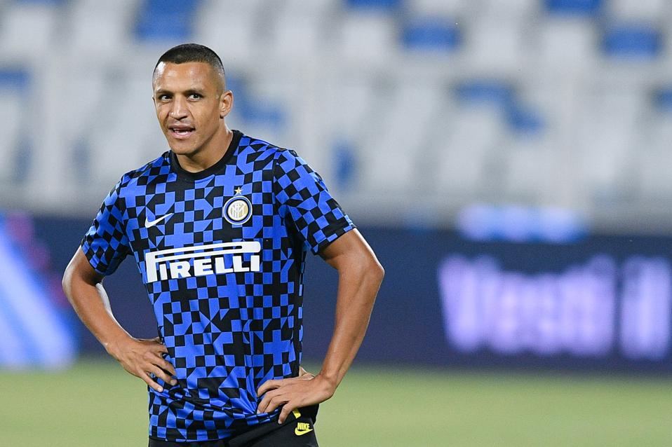 Why Alexis Sanchez Was Such A Disaster At Manchester United