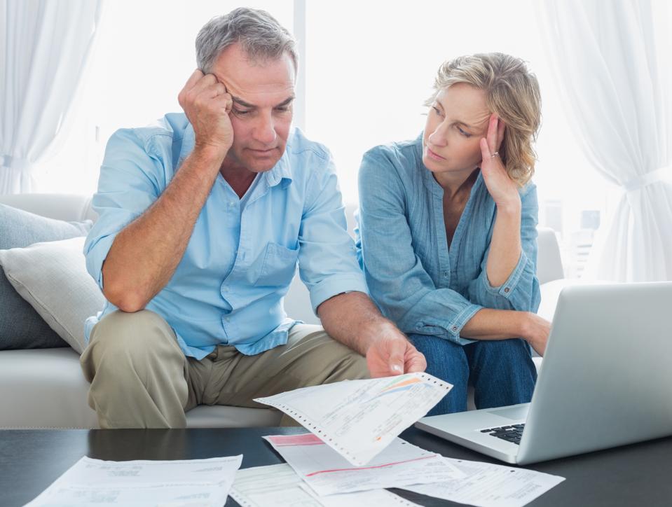 Do I Need A Financial Advisor Or Should I Do It Myself Here S When It S Worth It To Get A Financial Advisor