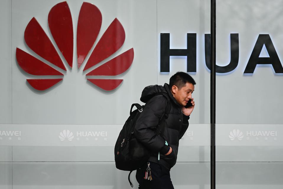 CHINA-ECONOMY-TELECOMMUNICATIONS