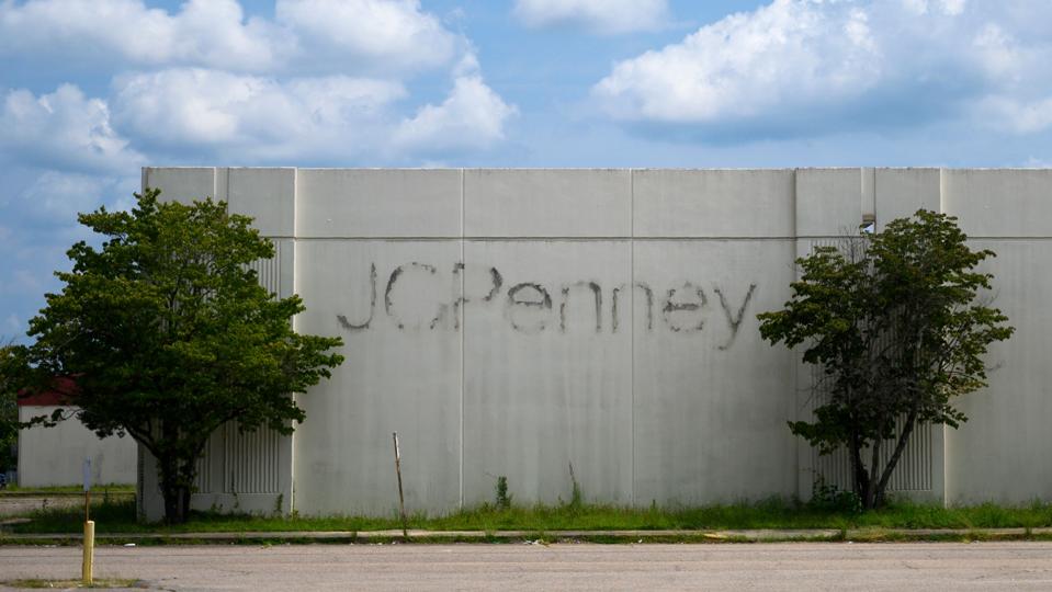 US-ECONOMY-MALL