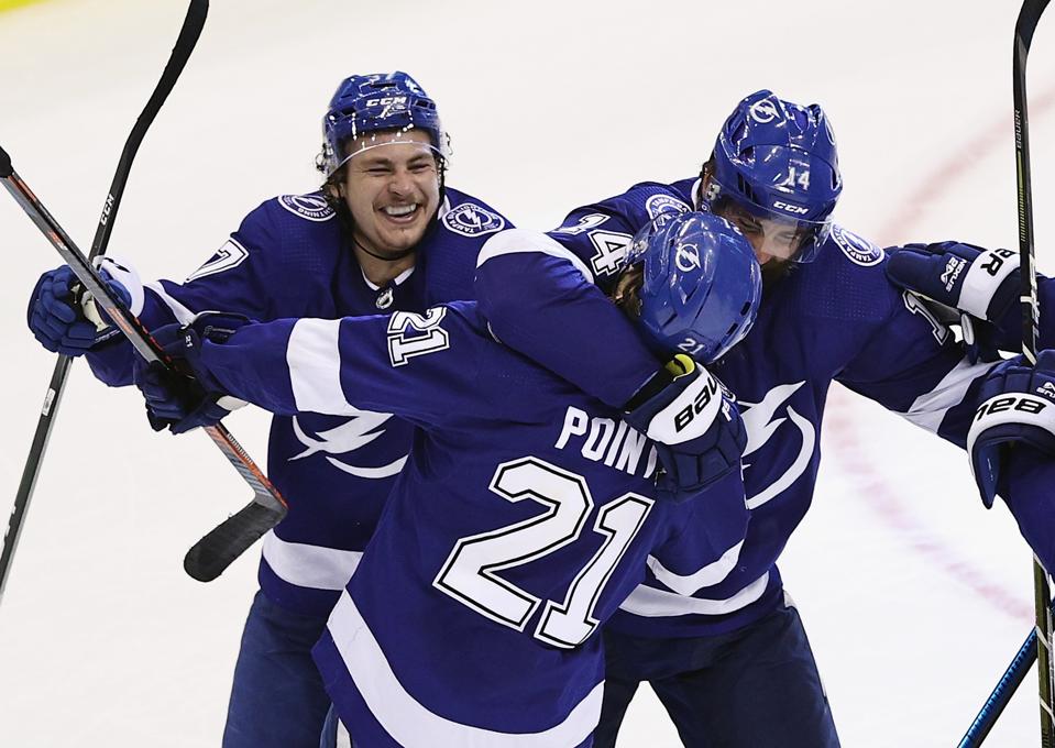 5 Overtime Game Between Lightning And Blue Jackets Was An Nhl Epic In An Essentially Empty Arena It Was Also Eerie