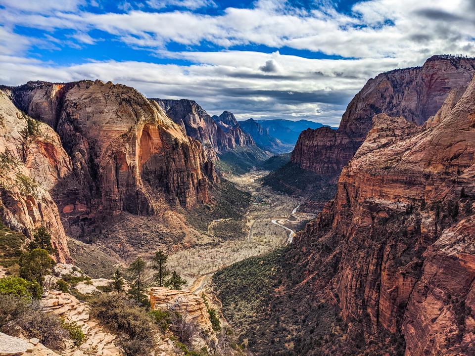 15 Tips For Exploring Angels Landing At Zion National Park