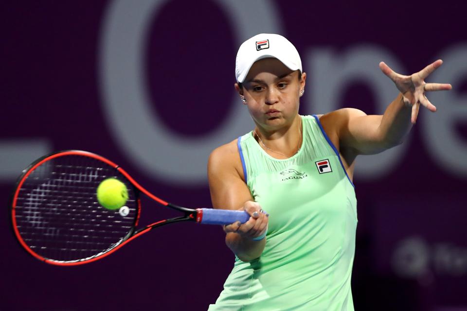 DOHA, QATAR - FEBRUARY 25: Ashleigh Barty of Australia returns a forehand against Laura Siegemund of Germany during Day 3 of the WTA Qatar Total Open 2020 at Khalifa International Tennis and Squash Complex on February 25, 2020 in Doha, Qatar. (Photo by Dean Mouhtaropoulos/Getty Images)