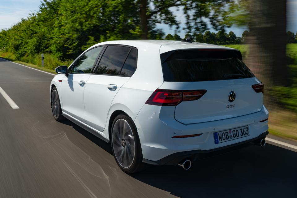 Volkswagen Golf Gti Hot Hatch Makes A Brilliant Leap Forward With Mk8 Volkswagen Golf Gti Hot Hatch Makes A Brilliant Leap Forward With Mk8