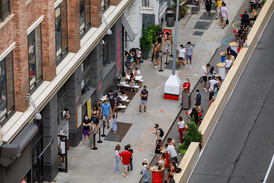 Nyc S Chelsea Market Launches New Outdoor Dining Experience