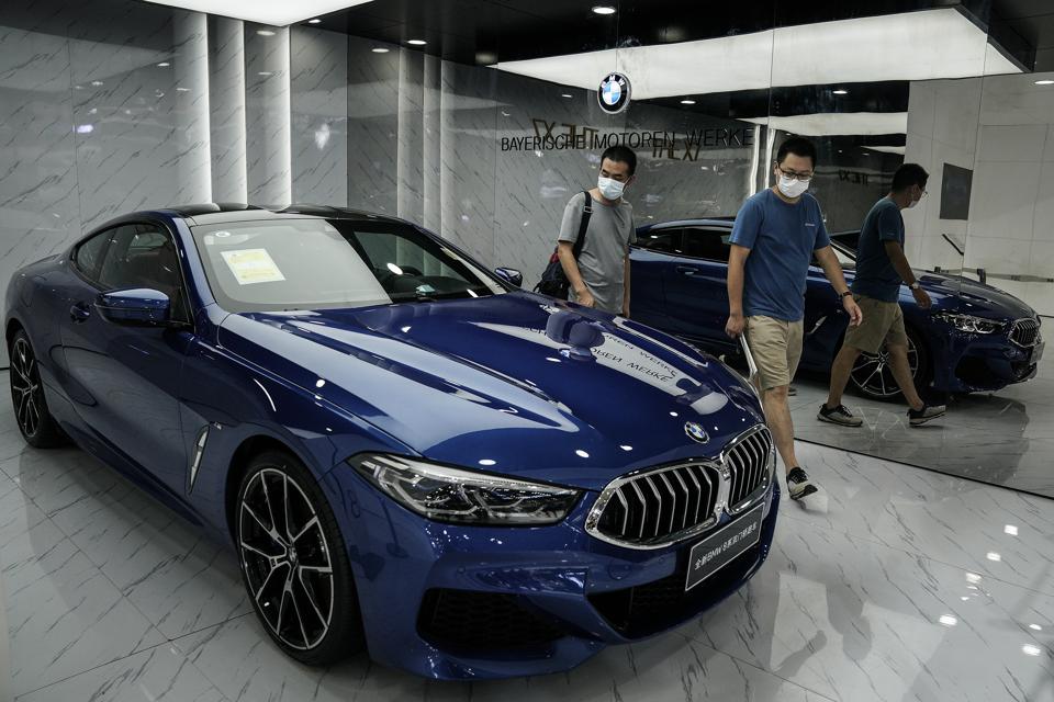 BMW, VW et Ford montrent qu'une action est nécessaire, mais Tesla surpasse son opposition: rapport
- Championnat d'Europe 2020 Le Salon de l'auto démarre à Wuhan au milieu d'une pandémie mondiale