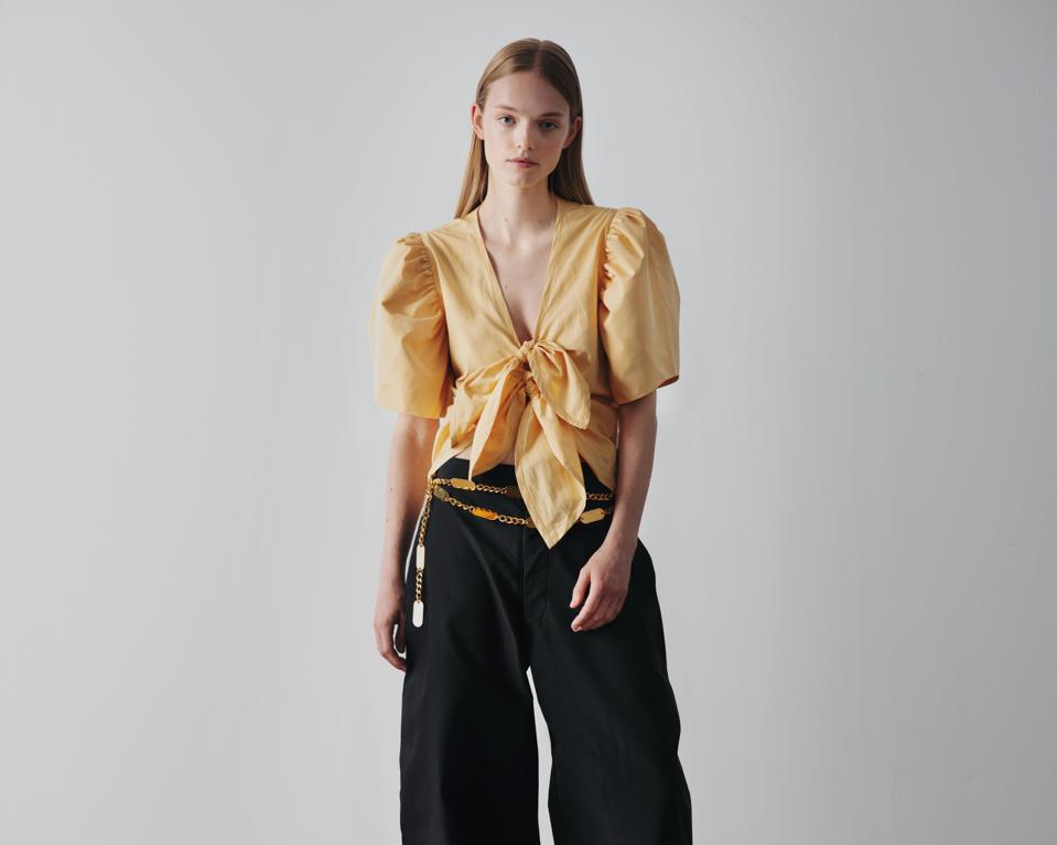 A Tinkerbell sleeved top. Nynne SS21.