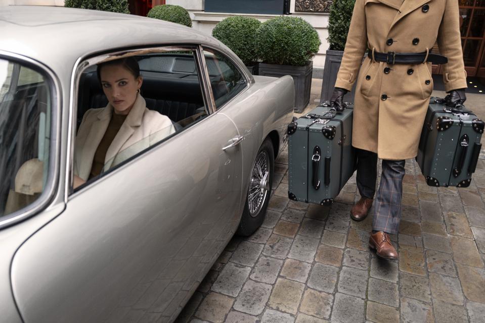 Globe-Trotter with Eliza Cummings