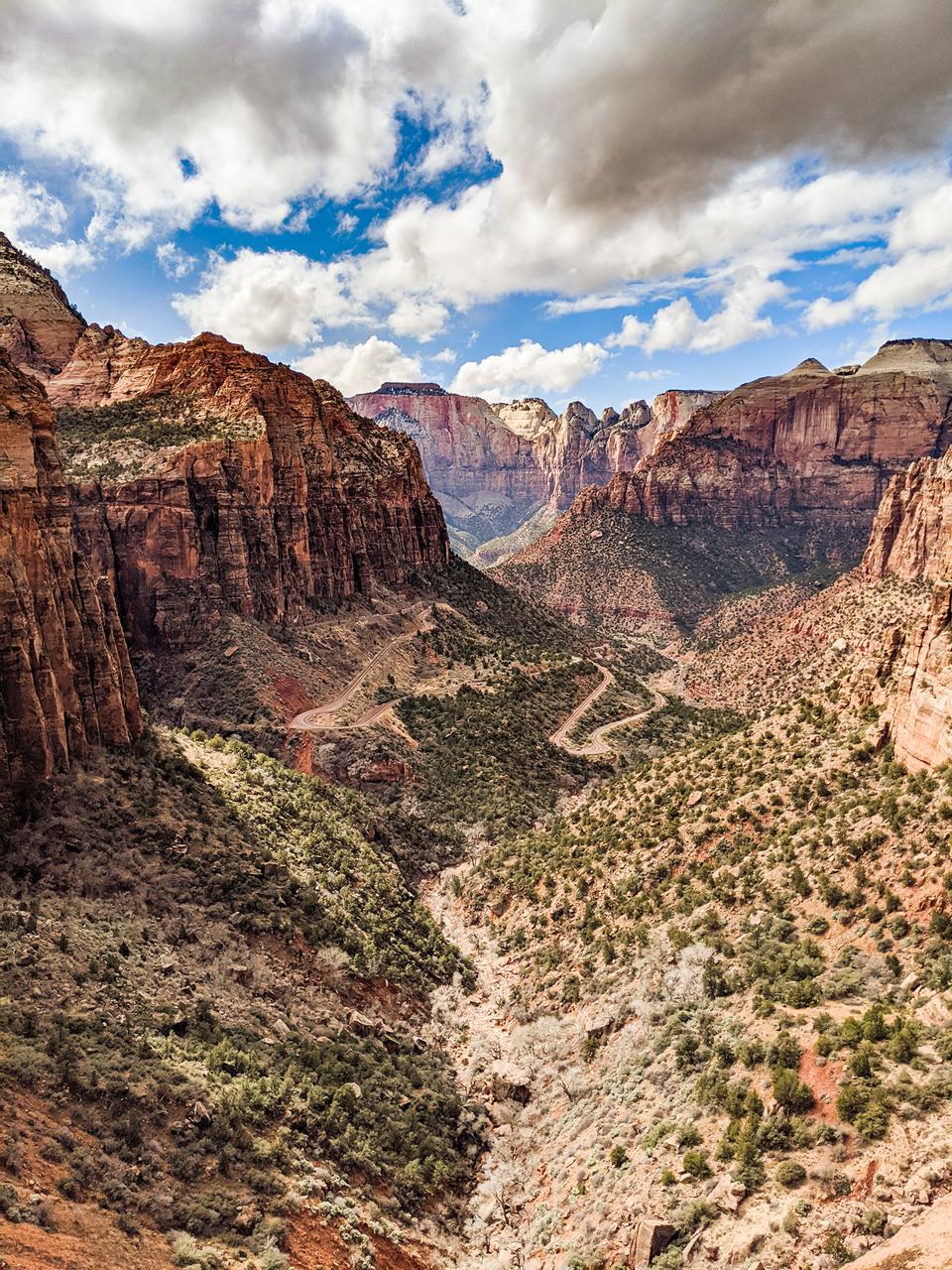 Hiking The Canyon Overlook Trail At Zion National Park Hiking The Canyon Overlook Trail At Zion National Park