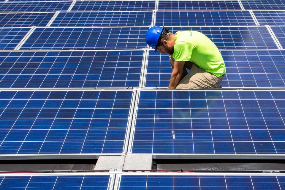 Southeastern U S Competitive Electricity Market Could Save 384 Billion Spur Massive Clean Energy Growth Create 400 000 New Jobs Internewscast