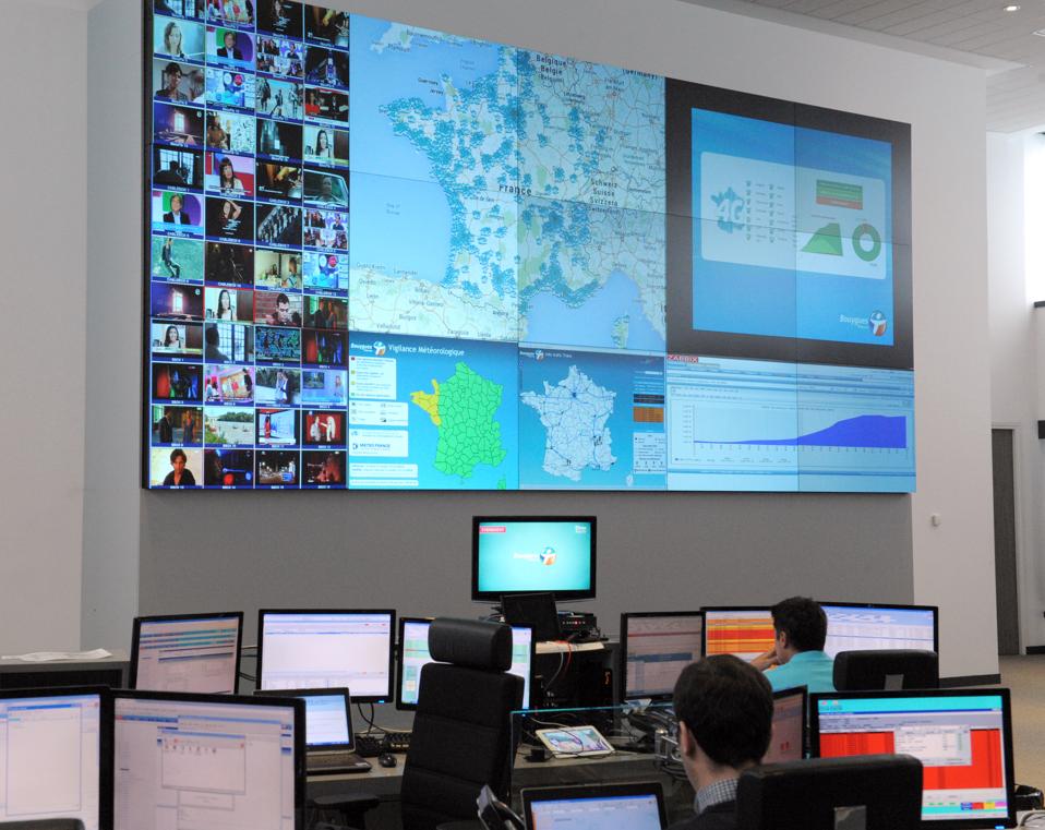 FRANCE-TELECOM-BOUYGUES-4G