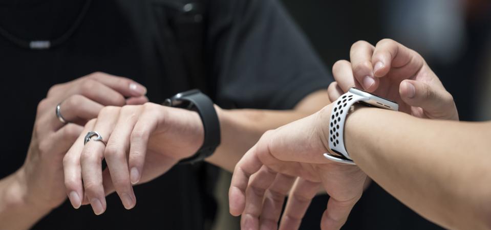 Japan's Largest Apple Store Opens In Tokyo