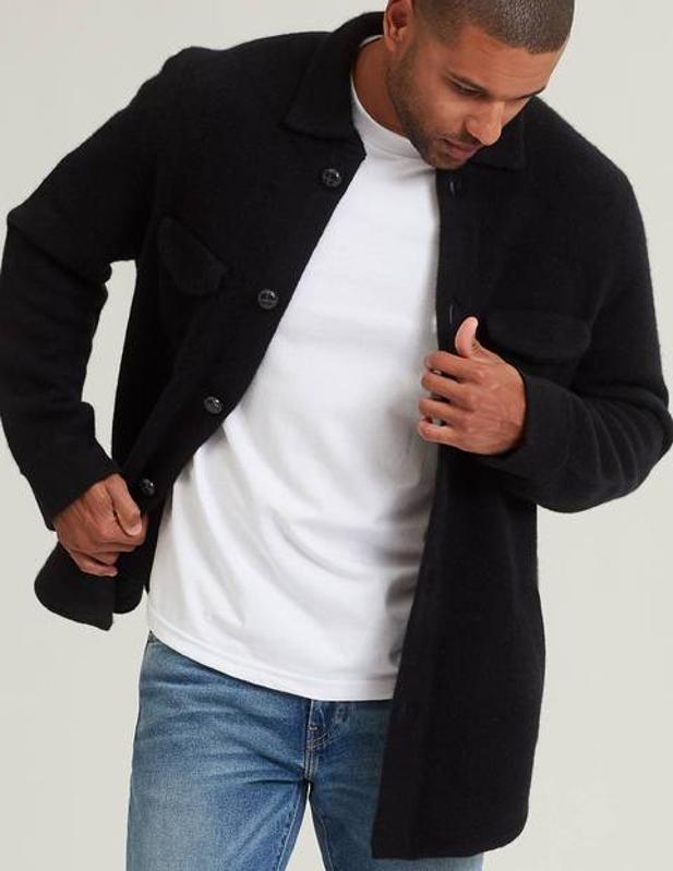 Inspired by a utility jacket, the Ryan makes for the perfect transitional staple. Features button down closures with angled pockets. Pair yours with the Noah Joggers.