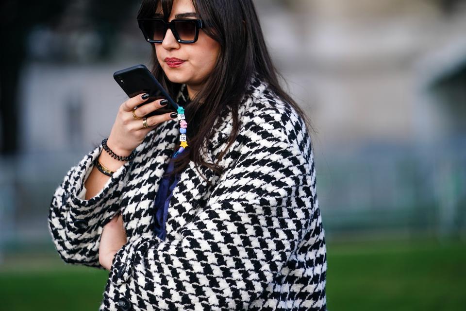 Street Style - Paris Fashion Week - Menswear F/W 2020-2021 : Day Five