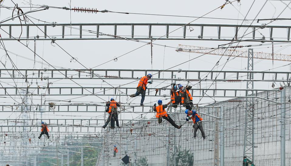 Beijing Fengtai Railway Station Under Reconstruction