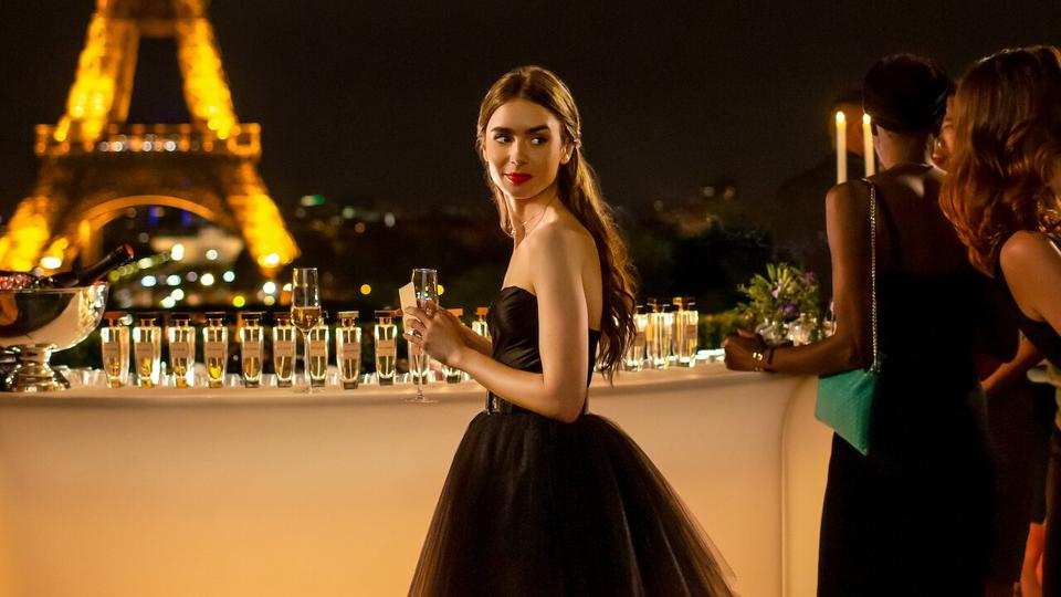 Netflix Emily In Paris Trailer Promises Cliche Riddled Story For Americans Who Can T Visit