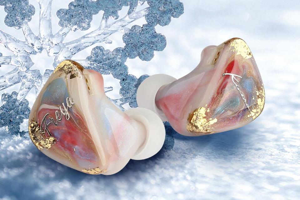Close up of Kinera Freya hand-painted earphone pieces