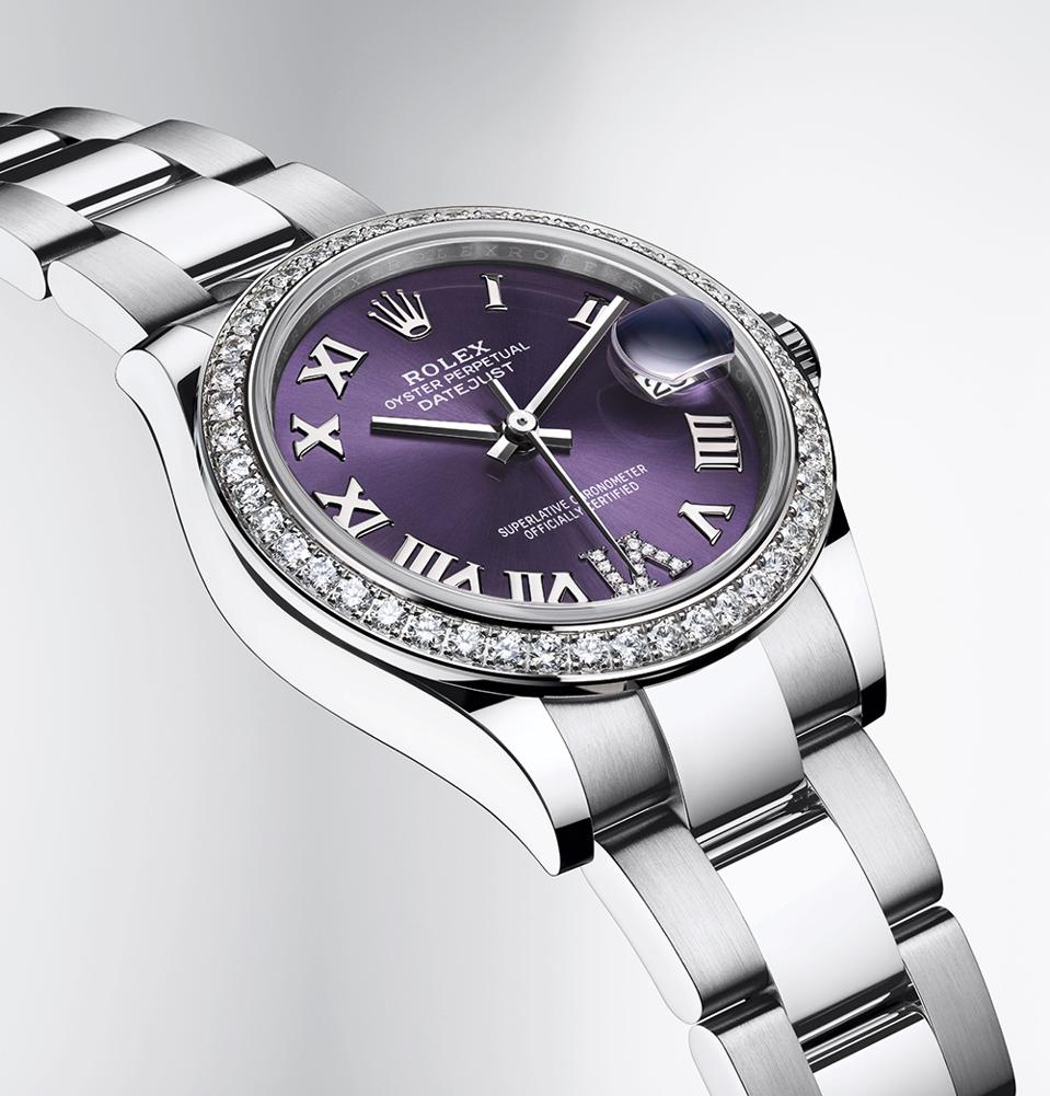 The new Rolex Datejust 31 with aubergine dial and diamonds.