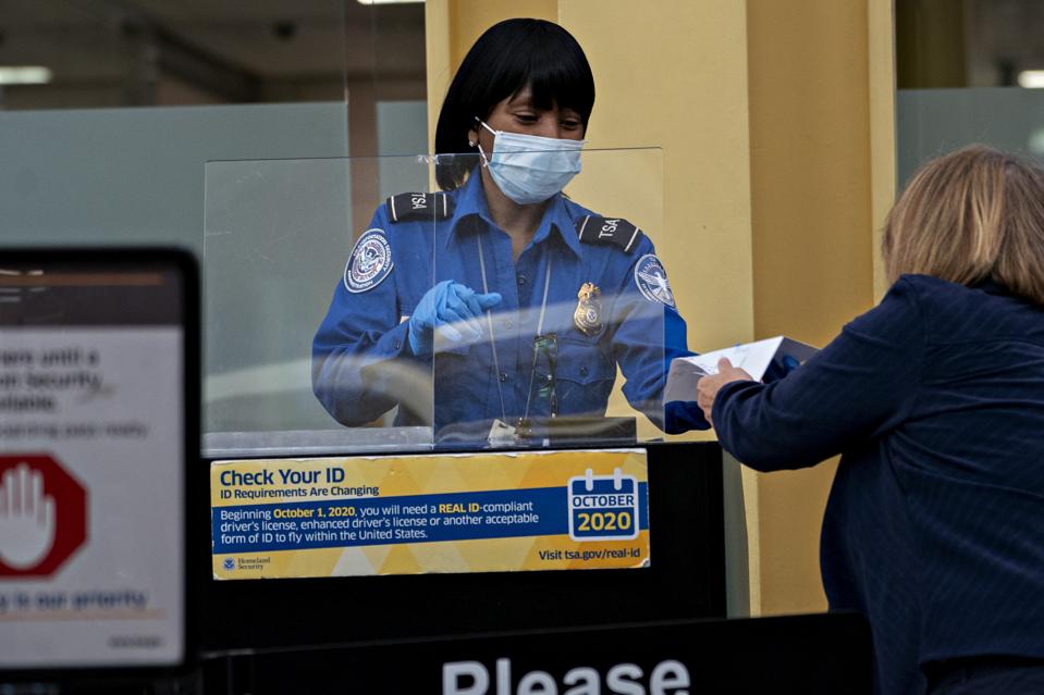 How To Avoid Contact With TSA Officers At The Airport