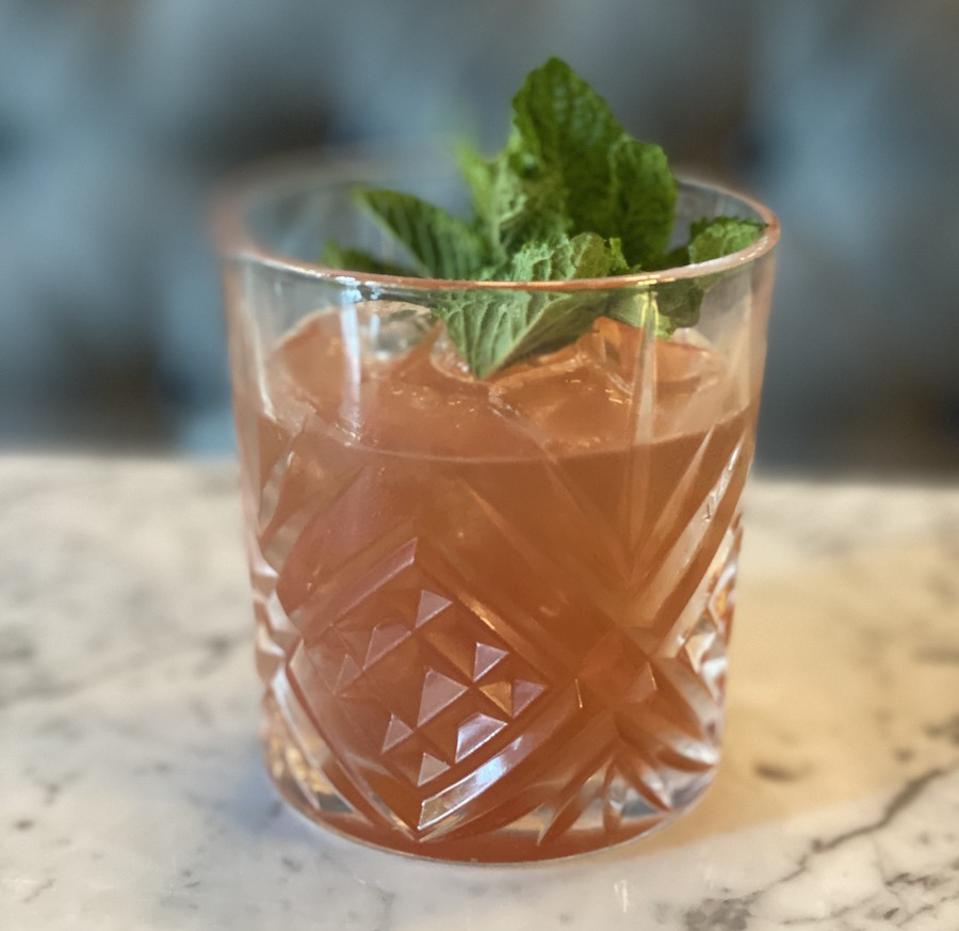 Easy Cocktail Recipes for Kentucky Derby 2020
