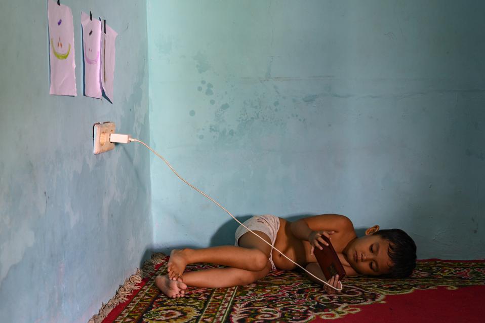 Child Internet Users In Indonesia
