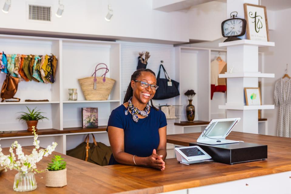 Visit Alexandria Nicole McGrew Threadleaf Boutique sustainable fashion Virginia