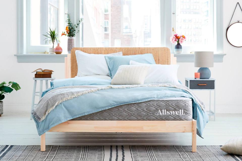 The Best Mattress From Every Top Brand, According To Online Reviews