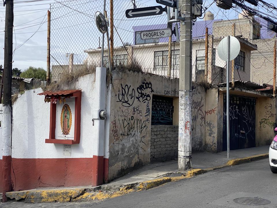 A road in Mexico City.