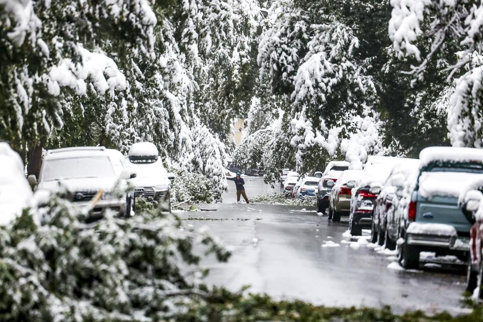 Early Season Winter Storm Blankets Colorado In Snow