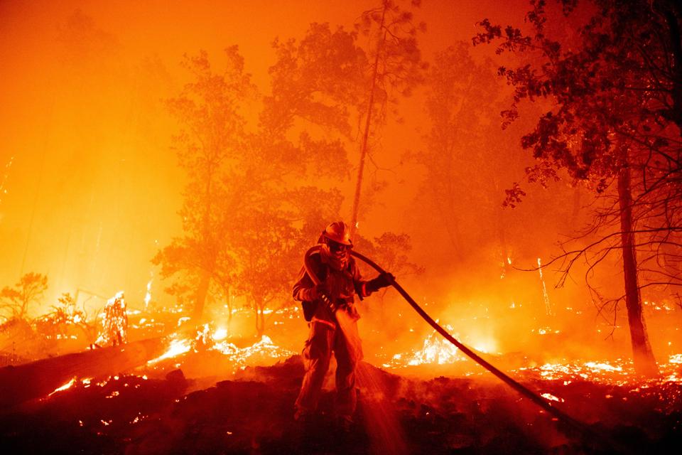 TOPSHOT-US-CALIFORNIA-FIRE