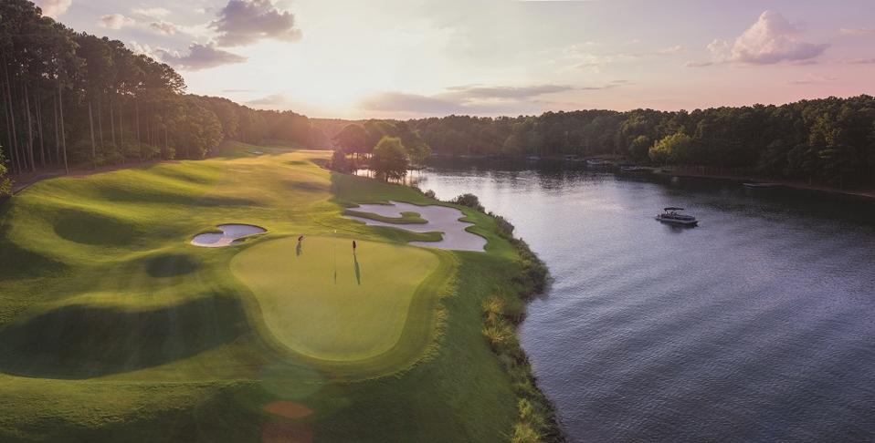 Golf course at Reynolds Lake Oconee