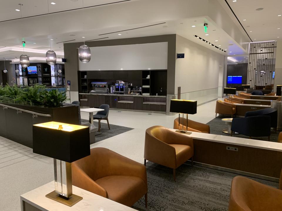 Salt Lake City Airport Opens New Delta Sky Club With Outdoor Deck