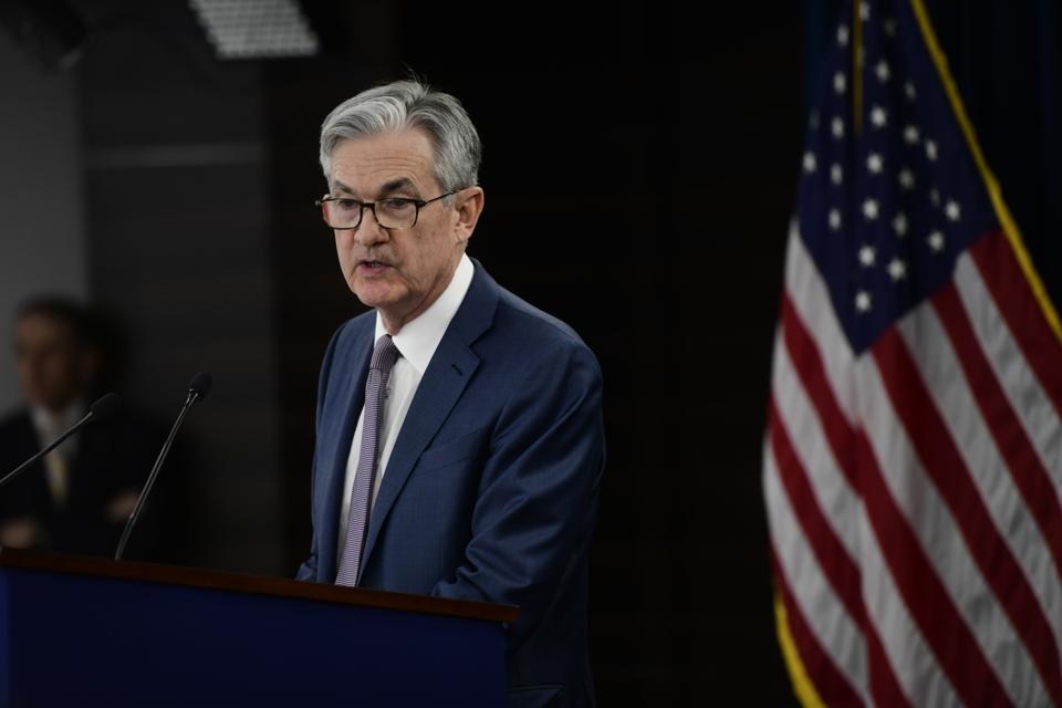 Federal Rezerv Başkanı Powell, Yarım Yüzde Faiz Oranı Düşüşünü Açıkladı