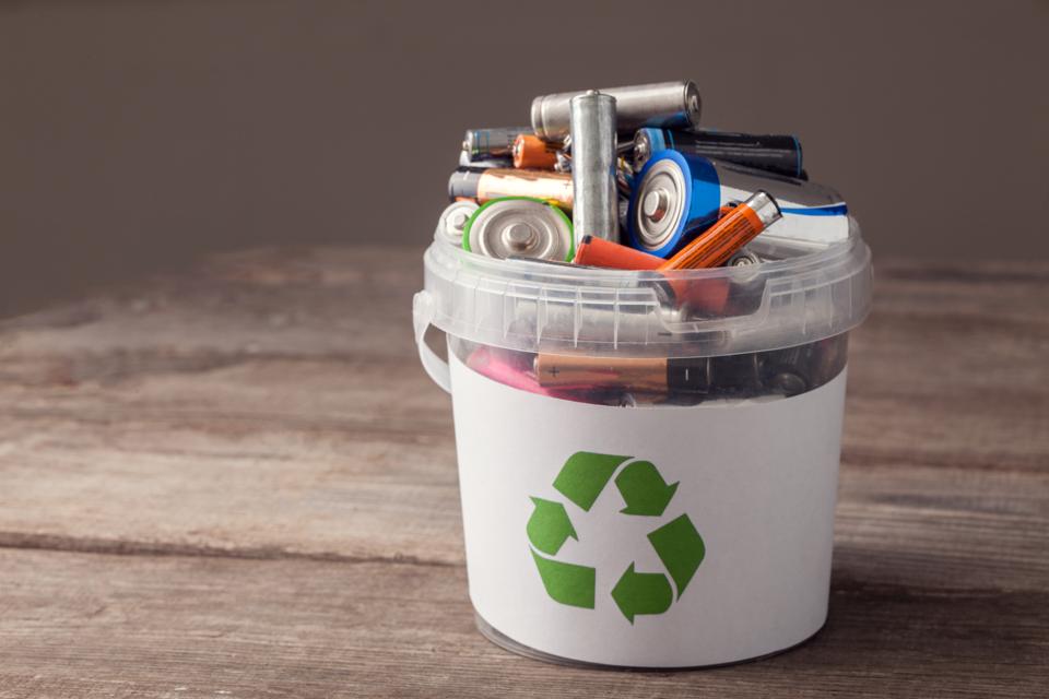 Tesla Cofounder’s Battery Recycling Startup Wins Investment From Amazon Climate Fund