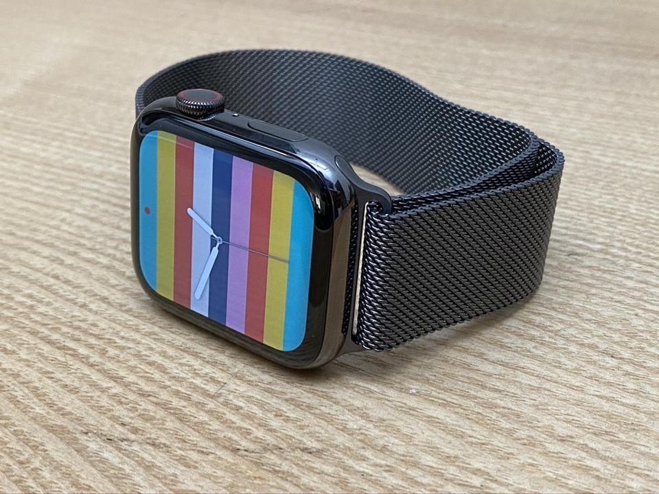 Apple Watch Series 6 & Apple Watch SE 1st freshen Review