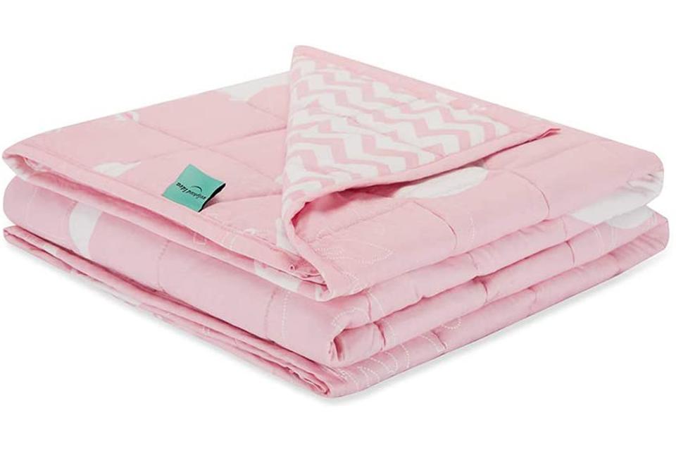 The Best Weighted Blankets, According To Glowing Online Reviews