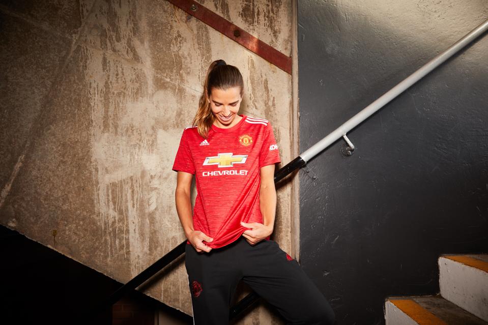 Tobin Heath Feels Weight Of Tradition At Manchester United And Has Lofty Goals For Her First Season