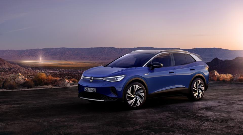 VW's Electric ID.4 Lands In Q1 2021 With 250-Mile Range, $40K Price, 3  Years Of Charging