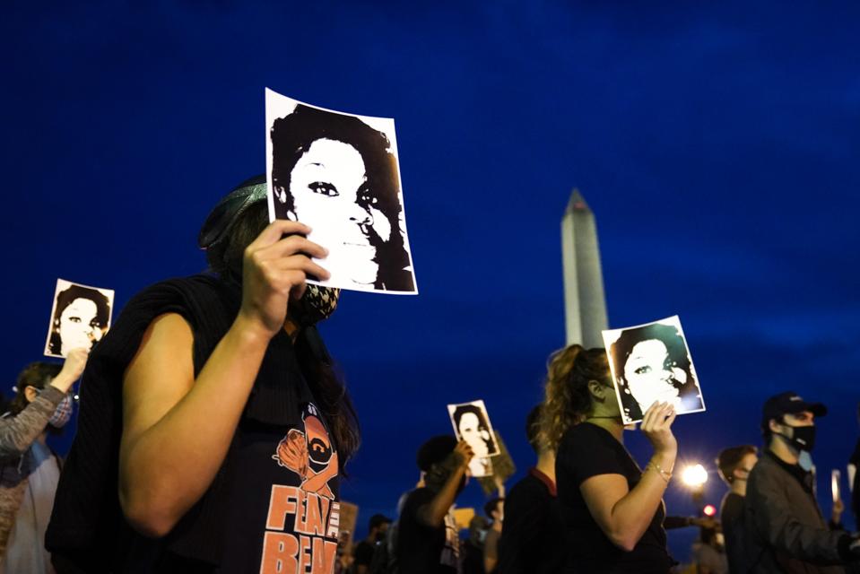 Protests Erupt Across U.S. After Charges In Death Of Breonna Taylor Are Announced