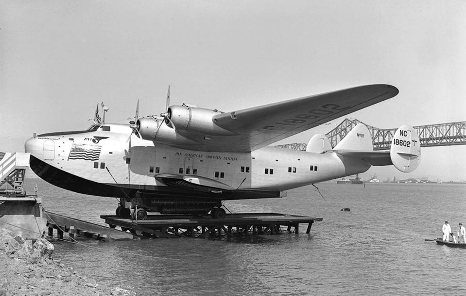 On april 25, 1939 : christening of plane California Clipper (Boeing 314, seaplane) of Pan American Airways (Pan Am) in Treasure Island, photo by Art Green