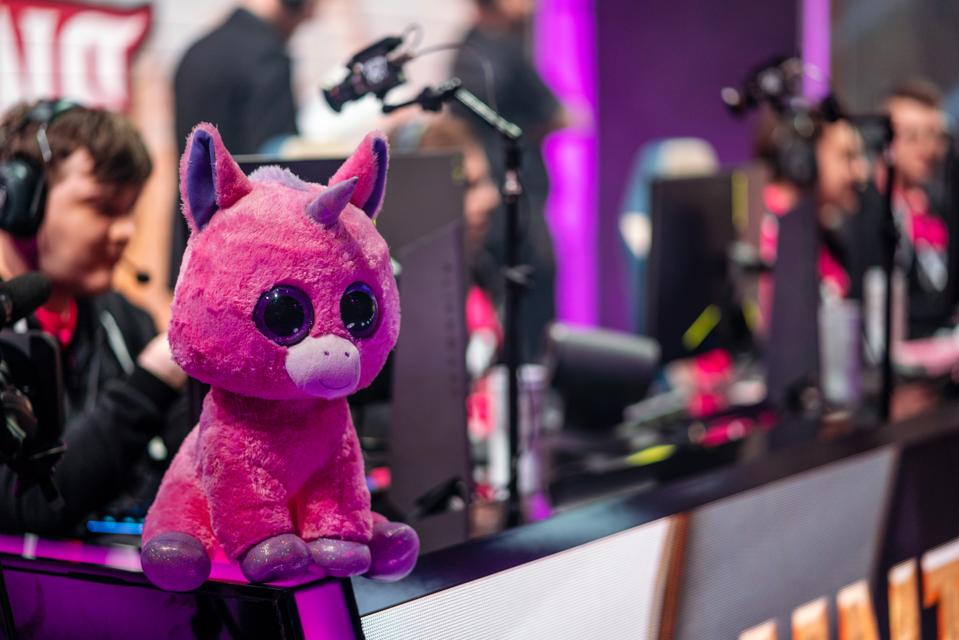 2019 League Of Legends World Championship Play-In - Day 6